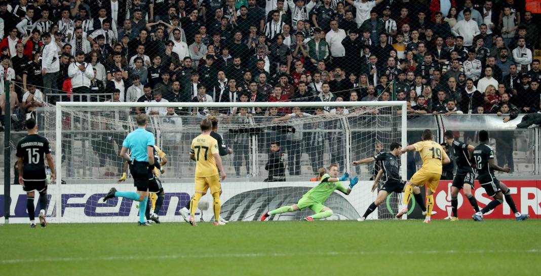 Beşiktaş Bodo/Glimt maçından çok özel görüntüler: Tribünlerde muhteşem anlar 35